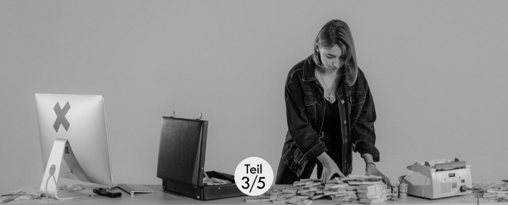5 Möglichkeiten, Deinen Podcast zu monetarisieren, Teil 3 von 5: Ein eigenes Produkt verkaufen.
